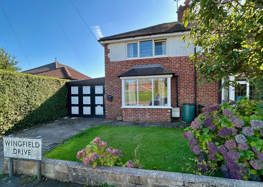Property photo 1 of 11