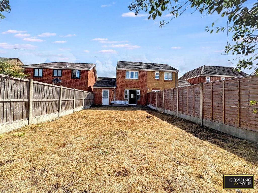 Property photo 2 of 18