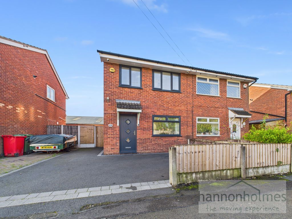 Property photo 1 of 34 Cam05283G0-Pr0110-Still007