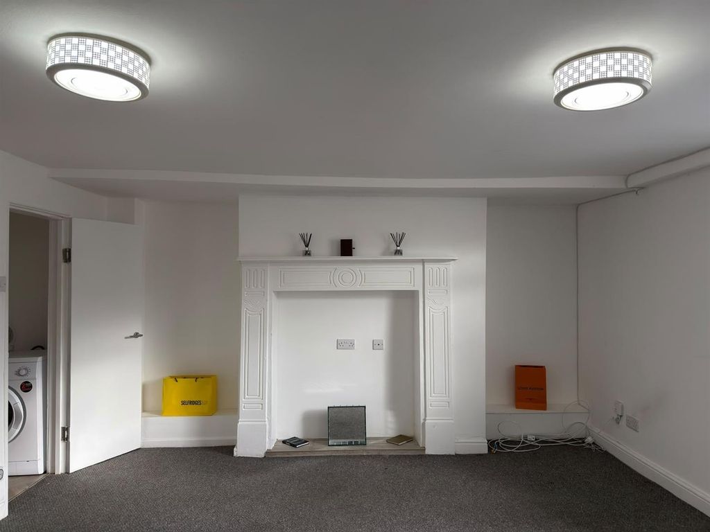 Property photo 1 of 12 108 A 1.Jpg