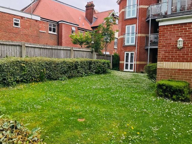 Property photo 2 of 11