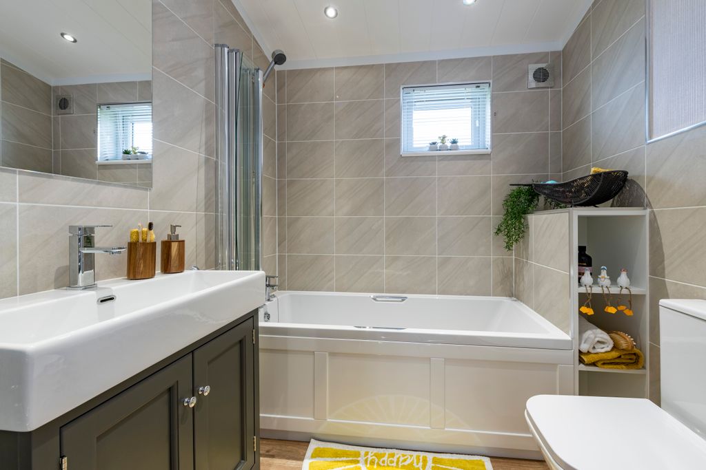 Property photo 2 of 16 Omar Alderney Bathroom1