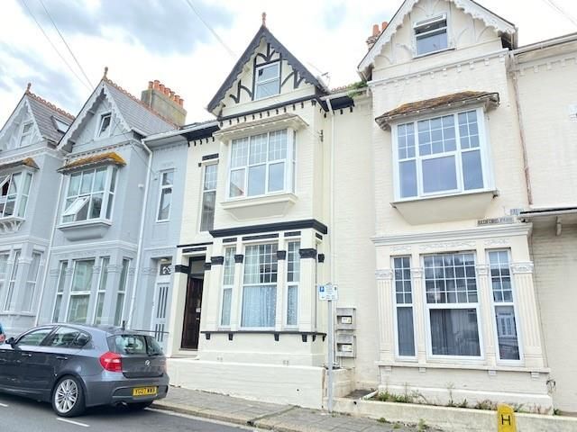 Property photo 1 of 14 Bedford Front.New.Jpg