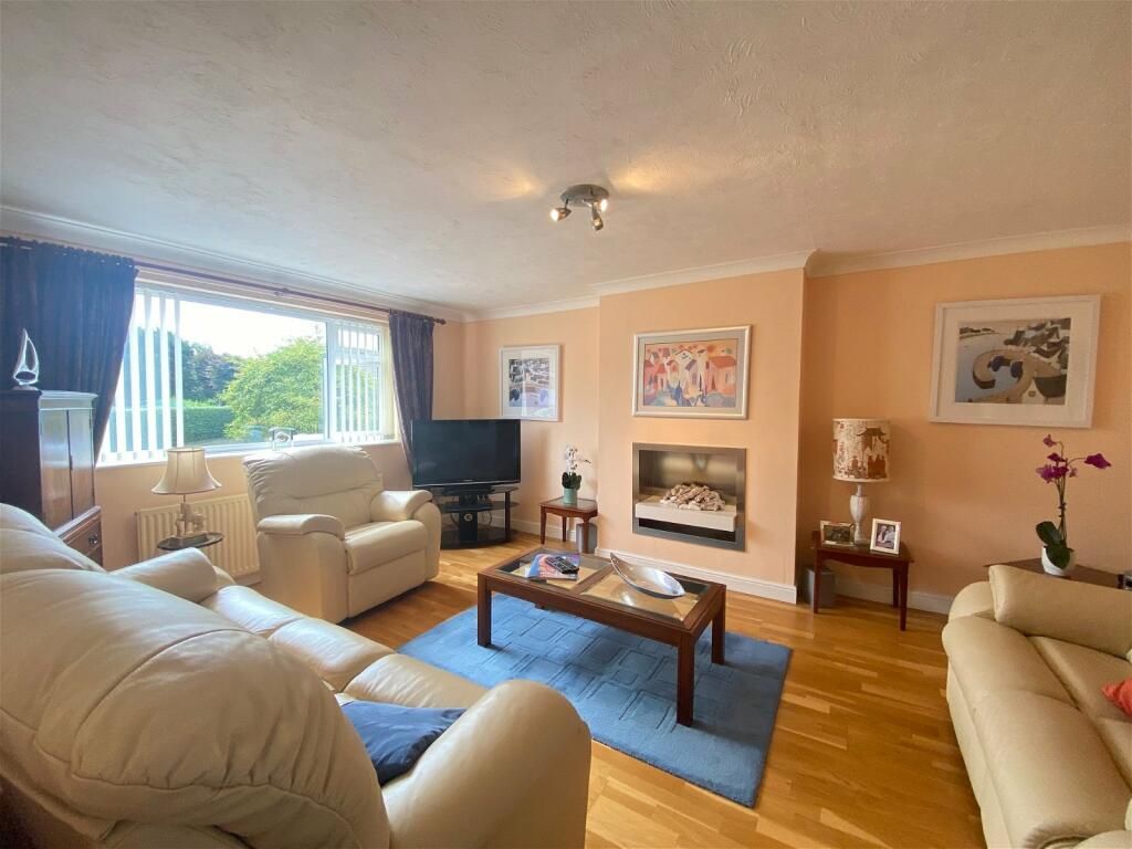 Property photo 3 of 19