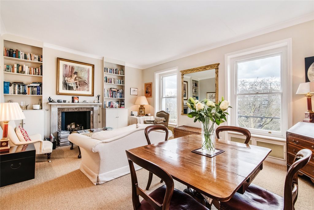 Property photo 1 of 11 Reception Room