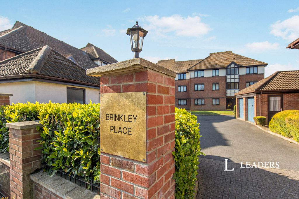 Property photo 2 of 8 Pbox-Img.Jpg