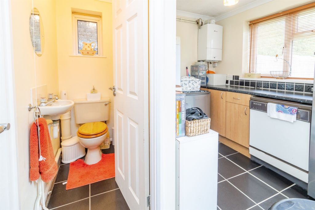 Property photo 3 of 16