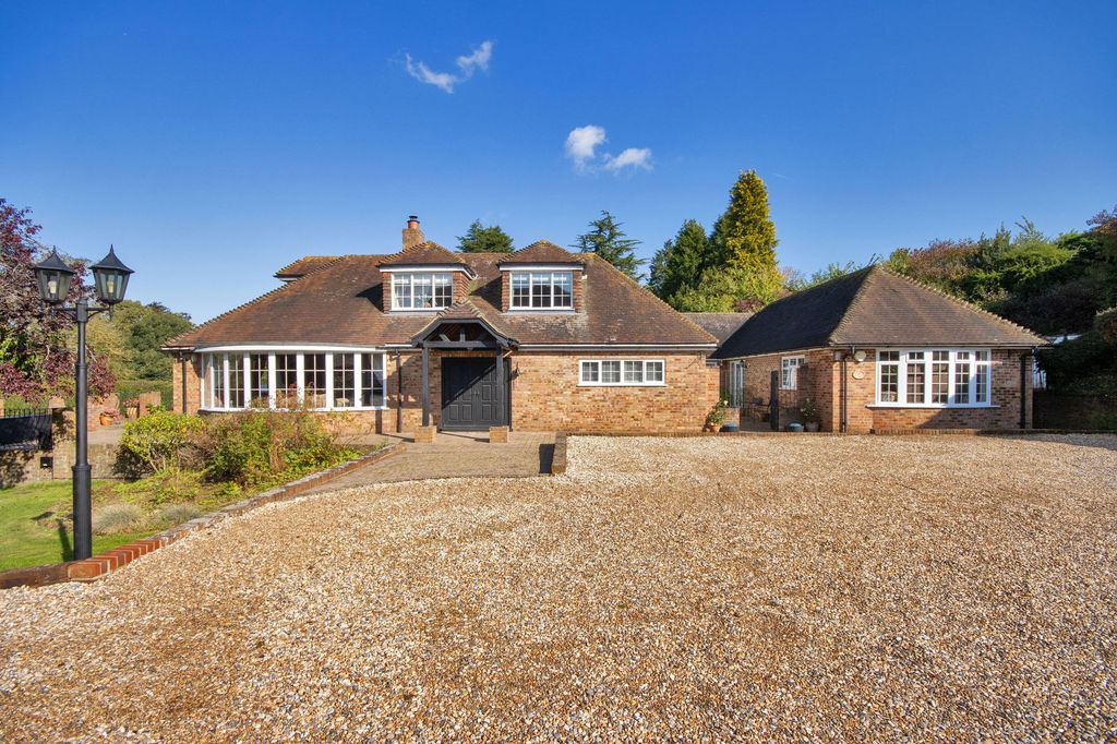 Property photo 2 of 67