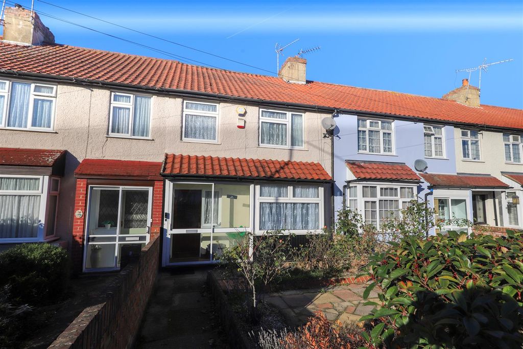 Property photo 1 of 12