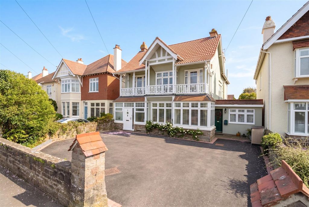 Property photo 1 of 39 Front Photo.Jpg