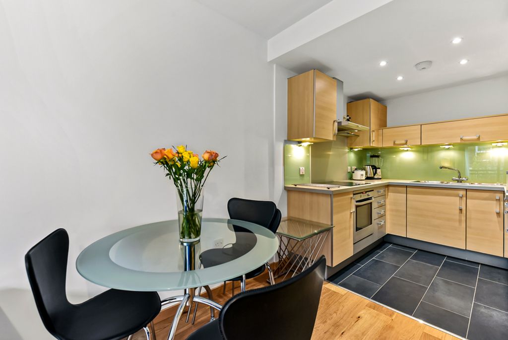 Property photo 2 of 8 Dining