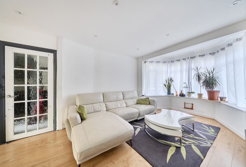 Property photo 3 of 22 1437101-16-69E249...