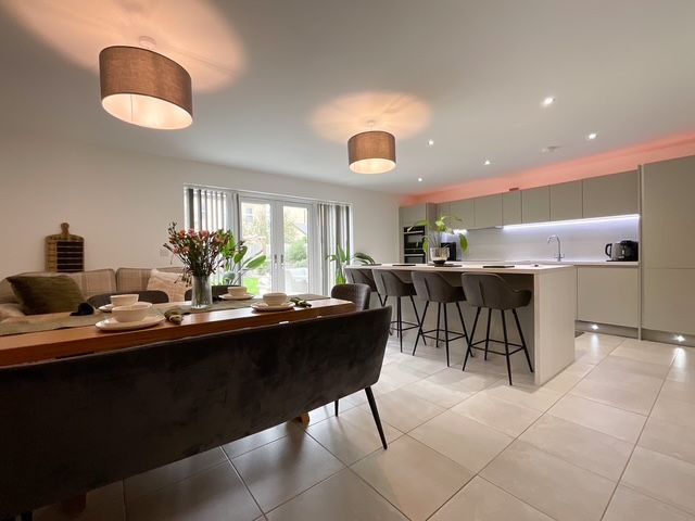 Property photo 3 of 31