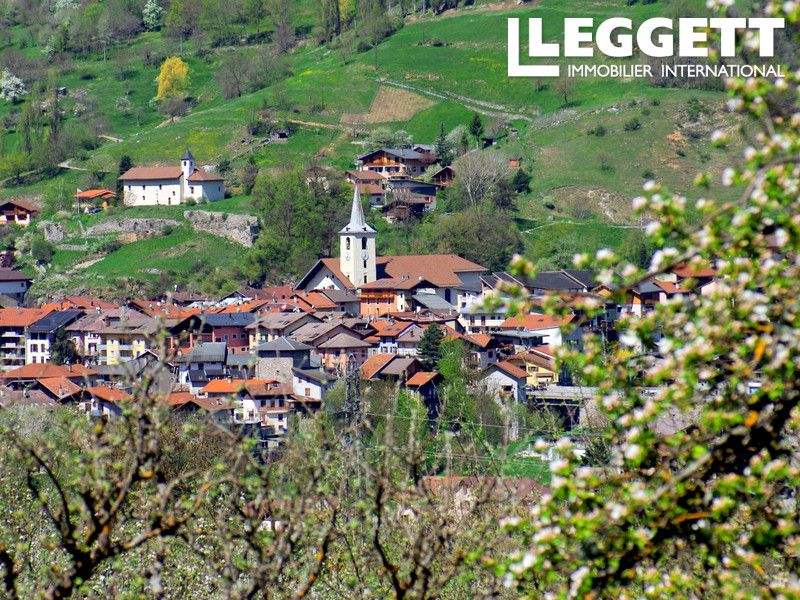 Property photo 3 of 4