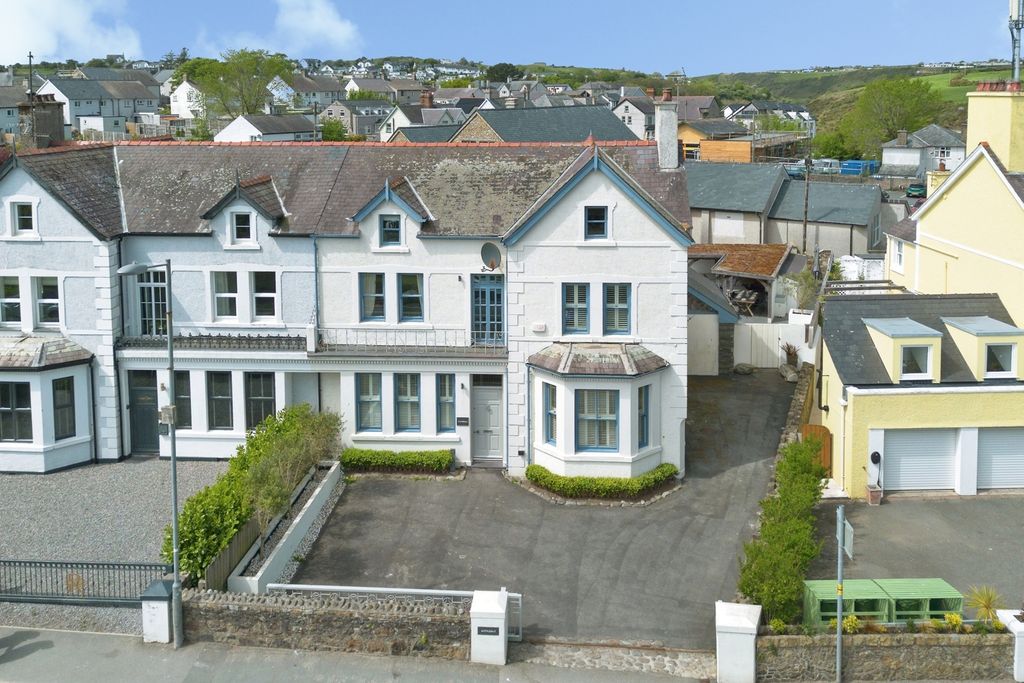 Property photo 1 of 40 Drone