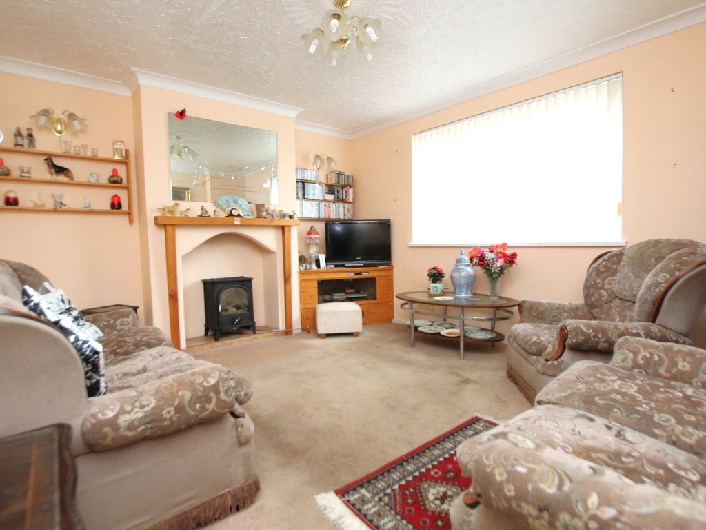 Property photo 3 of 33