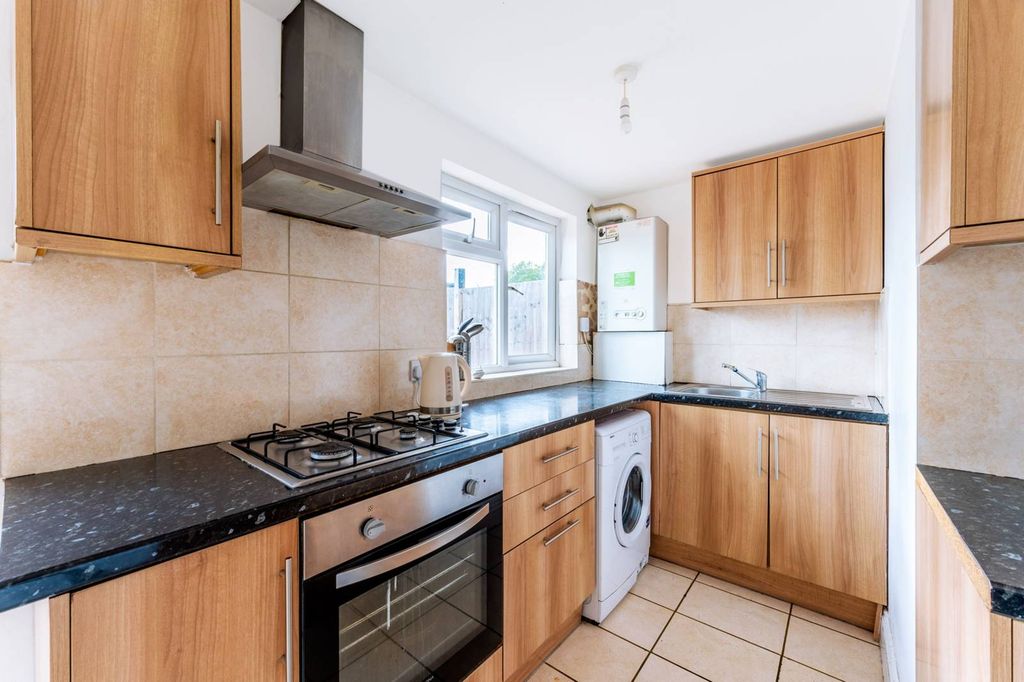 Property photo 1 of 9
