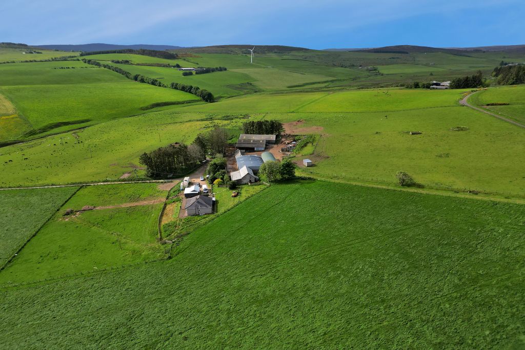 Property photo 1 of 11 Featured Image