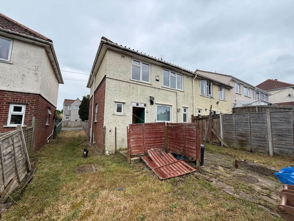 Property photo 2 of 17
