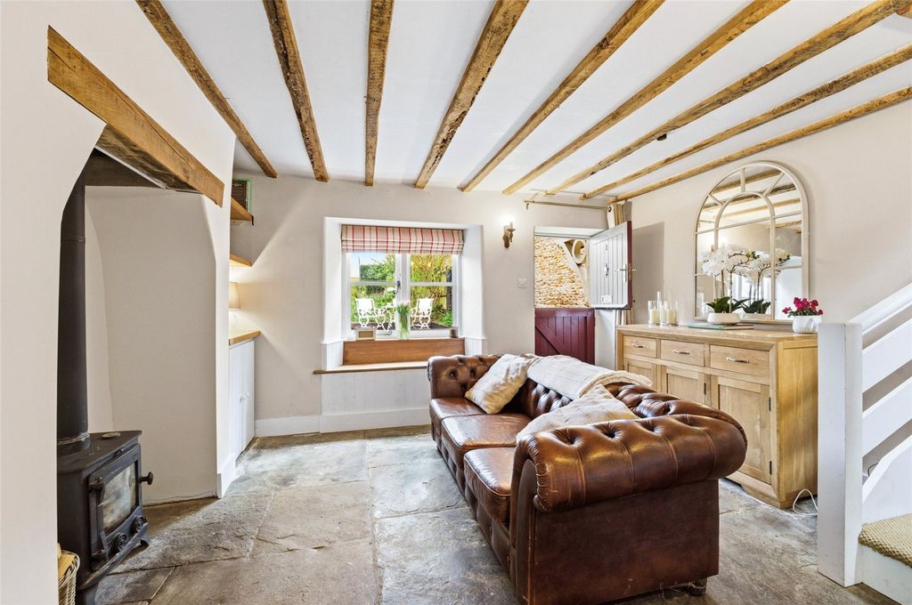 Property photo 3 of 21 Picture No. 09