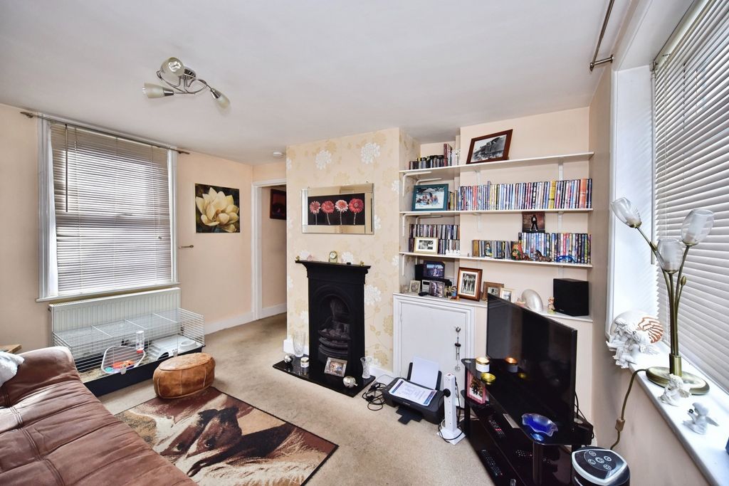 Property photo 2 of 15 Pbox-Img.Jpg