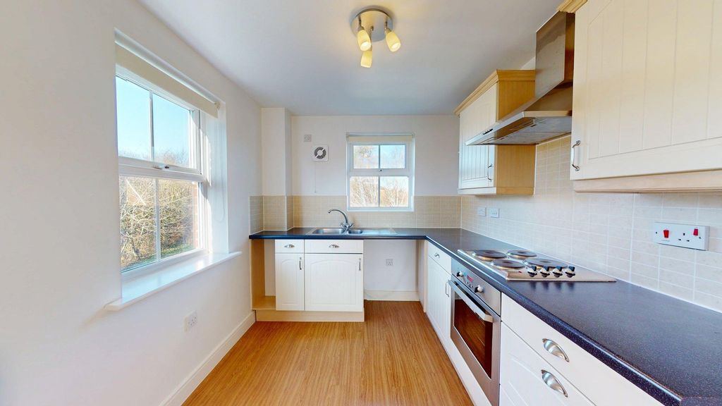 Property photo 2 of 11 9-Emerald-Crescent-02062026_144707.Jpg