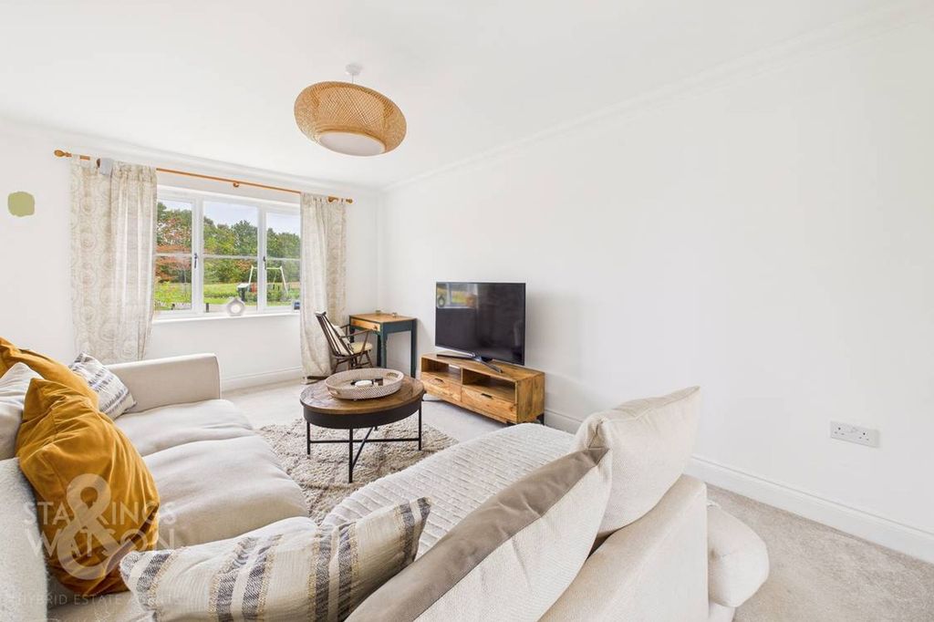 Property photo 3 of 29