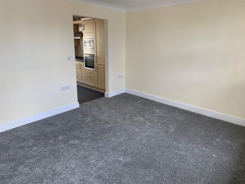 Property photo 2 of 21 V-Yg8Mu4Tk6Dsy7Zrj8Scq.Jpg