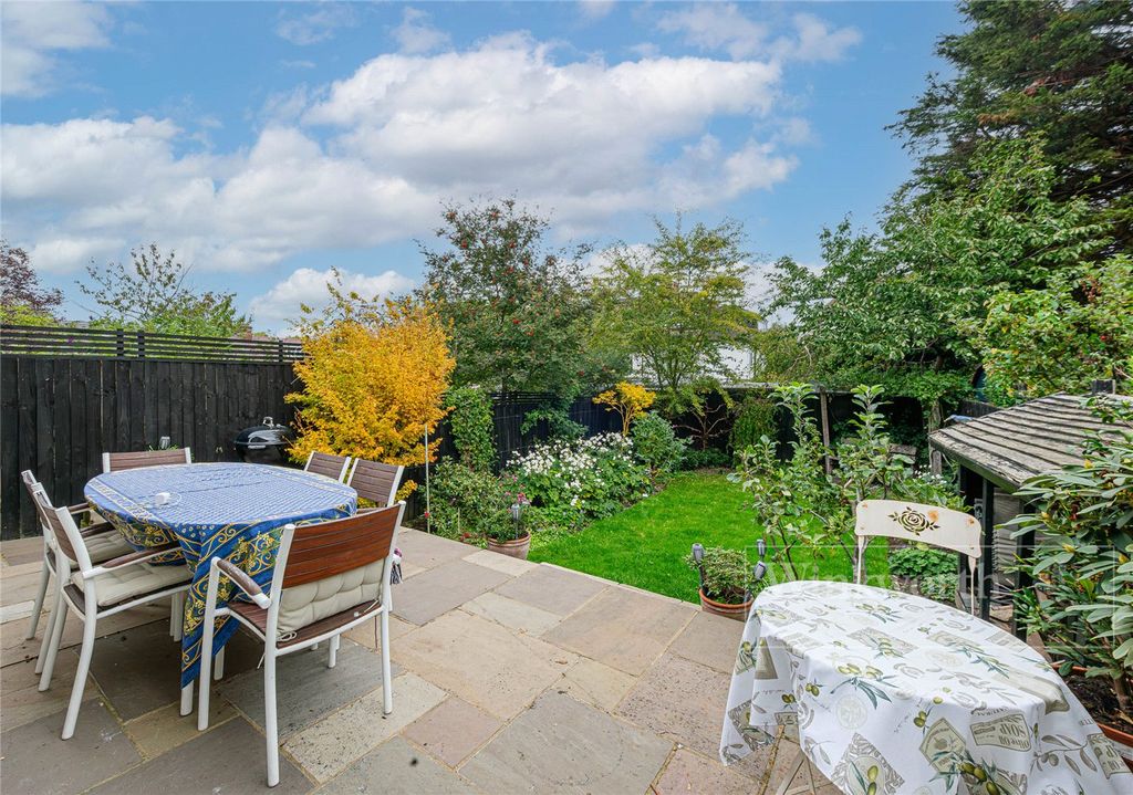 Property photo 3 of 14 Picture No. 11