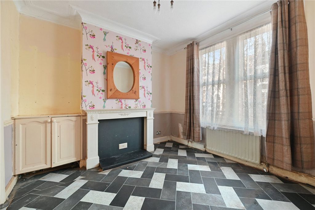 Property photo 2 of 11 Picture No. 09