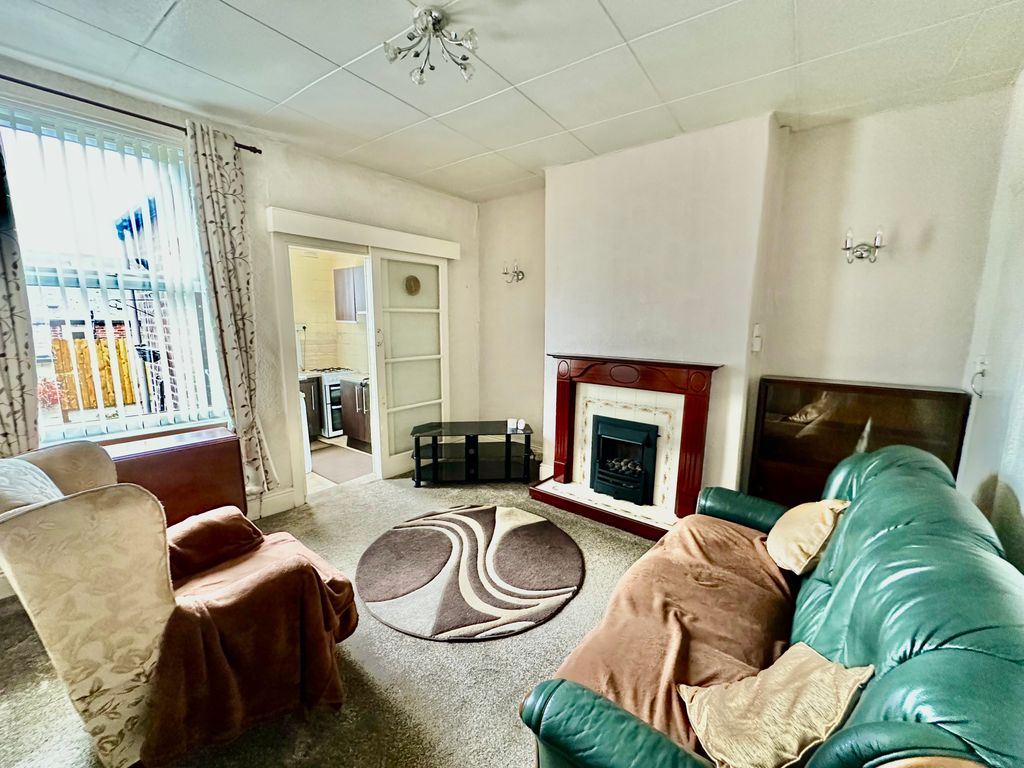 Property photo 2 of 17 Img_9204