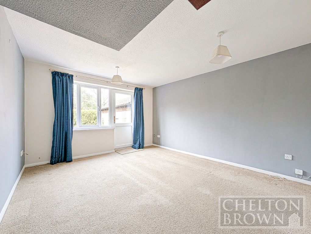 Property photo 3 of 39 Living & Dining