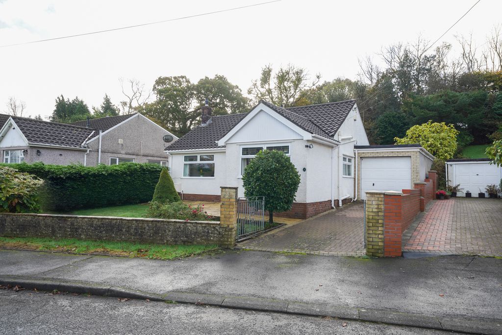 Property photo 3 of 26 Img_7838