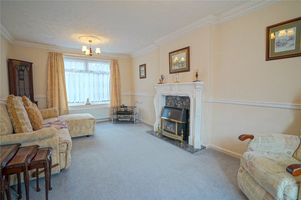 Property photo 2 of 12 Picture No. 06