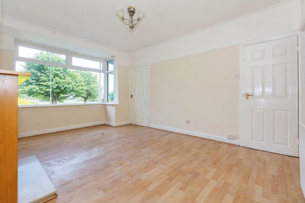 Property photo 3 of 17 Photography