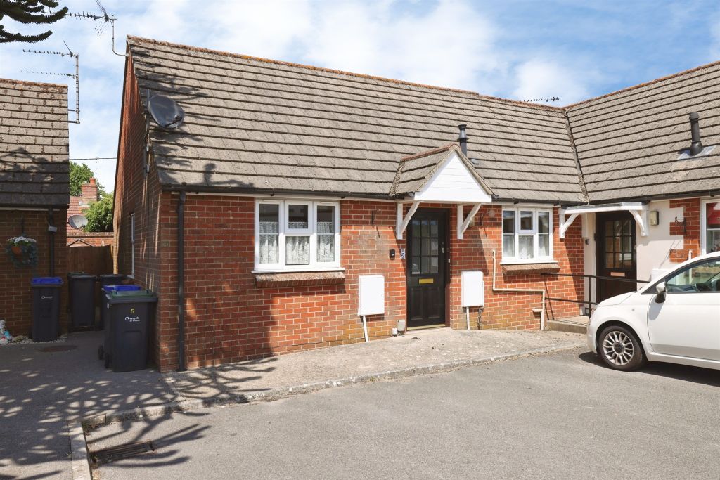 Property photo 1 of 11