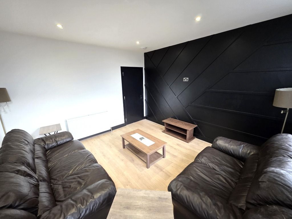 Property photo 2 of 15 Photo 2