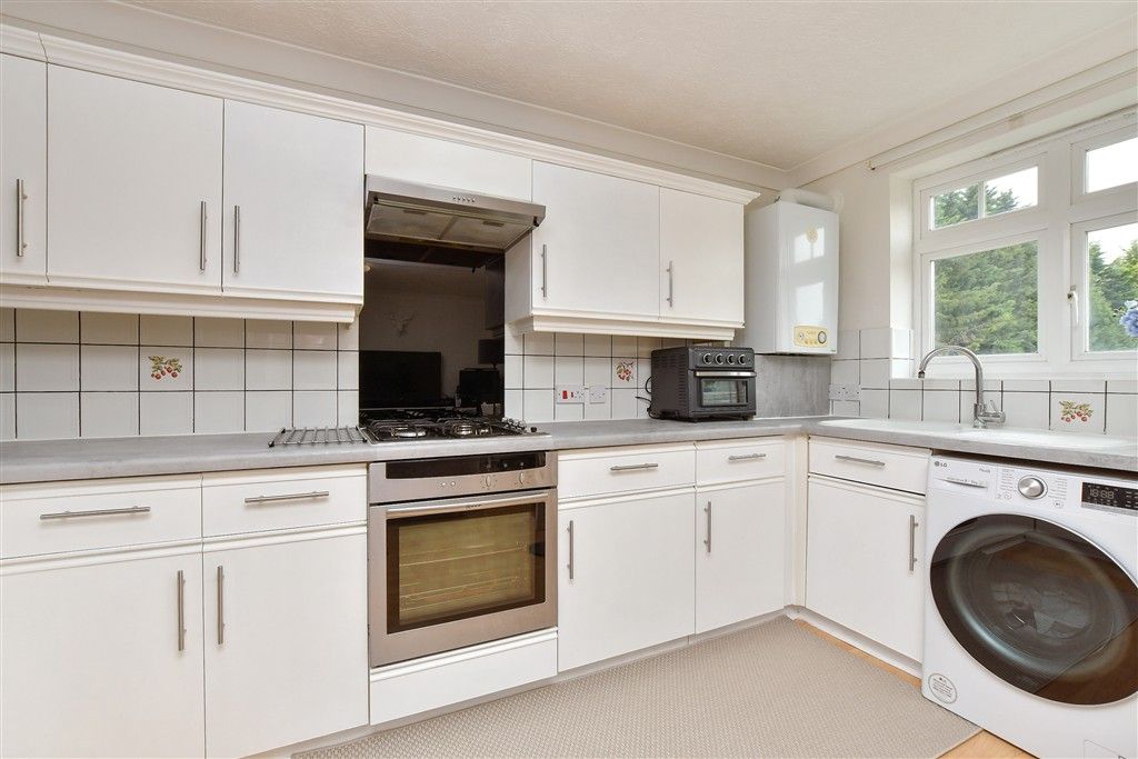 Property photo 2 of 13 Kitchen