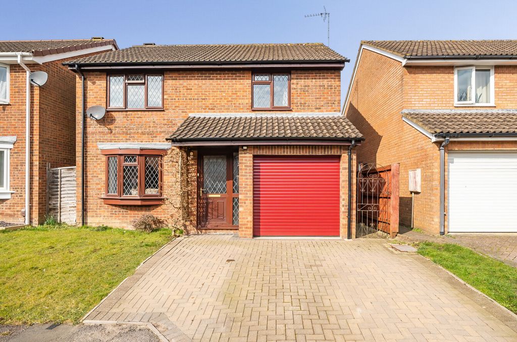 Property photo 1 of 18 12557001