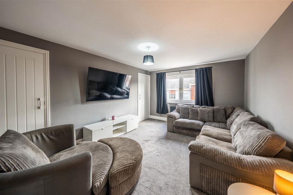 Property photo 3 of 24 Dsc05879-Hdr.Jpg