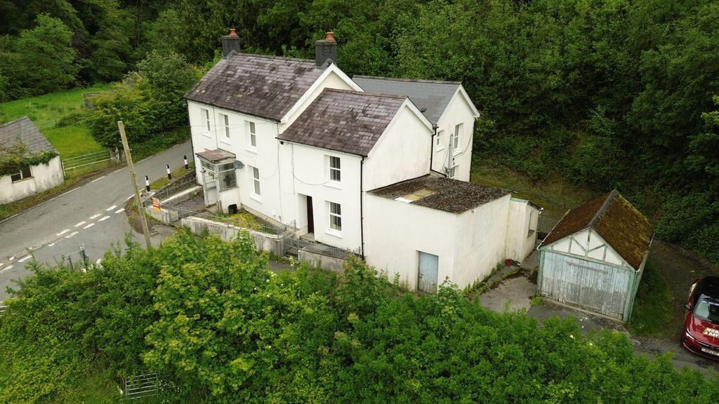Property photo 1 of 26