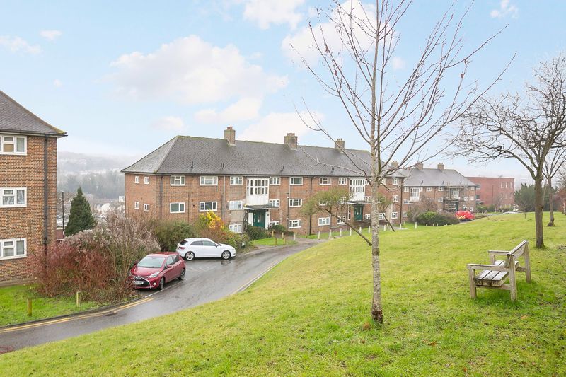 Property photo 1 of 7 External