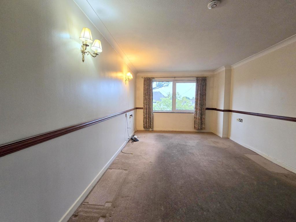 Property photo 2 of 13 Photo 2