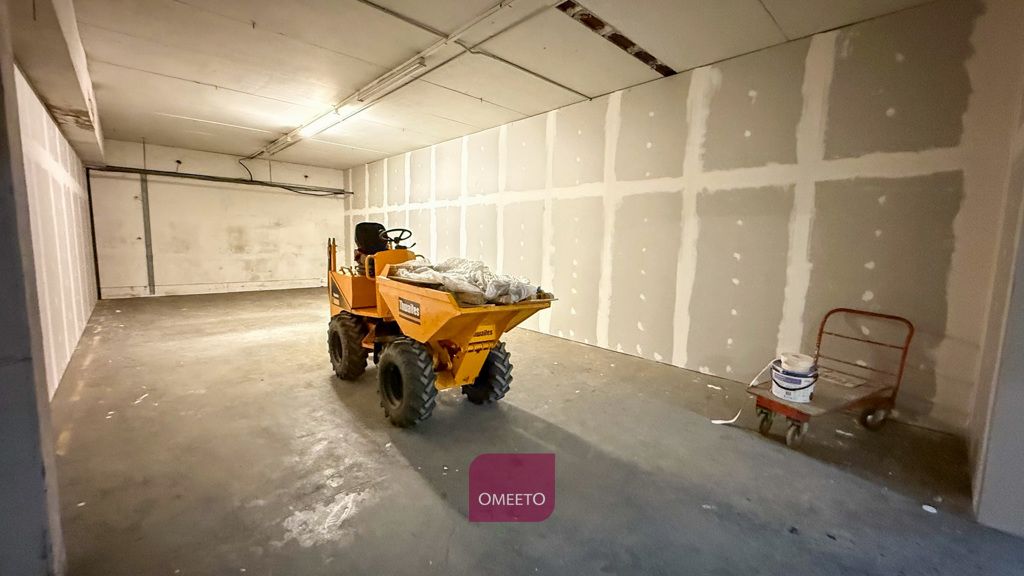 Property photo 2 of 5 Storage Unit