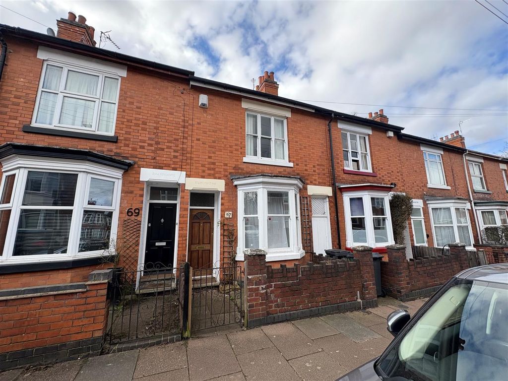 Property photo 1 of 7 Lorne Road External.Jpg