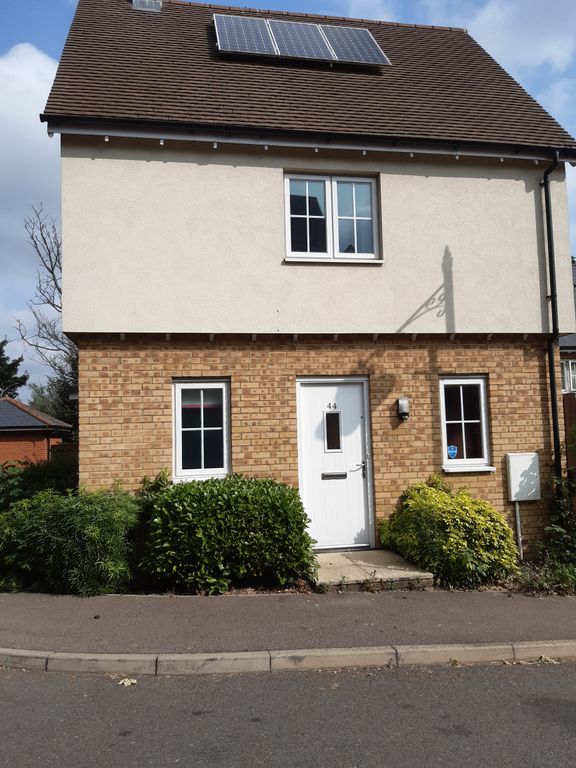 Property photo 1 of 11