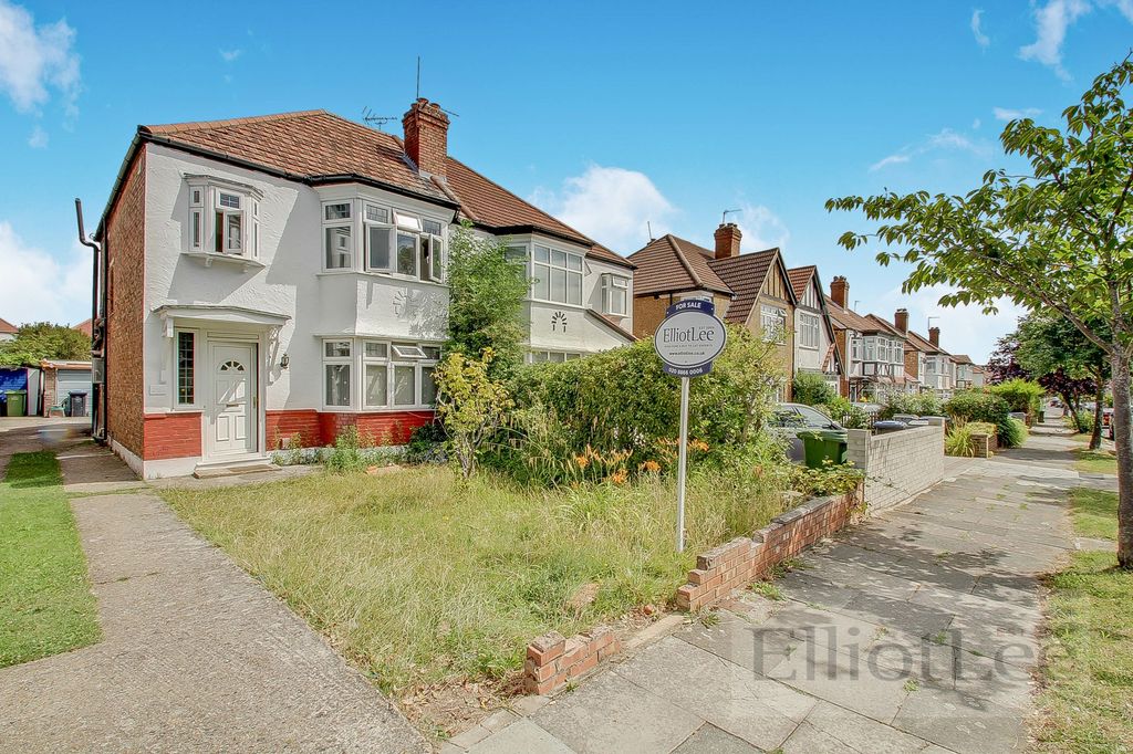 Property photo 1 of 13