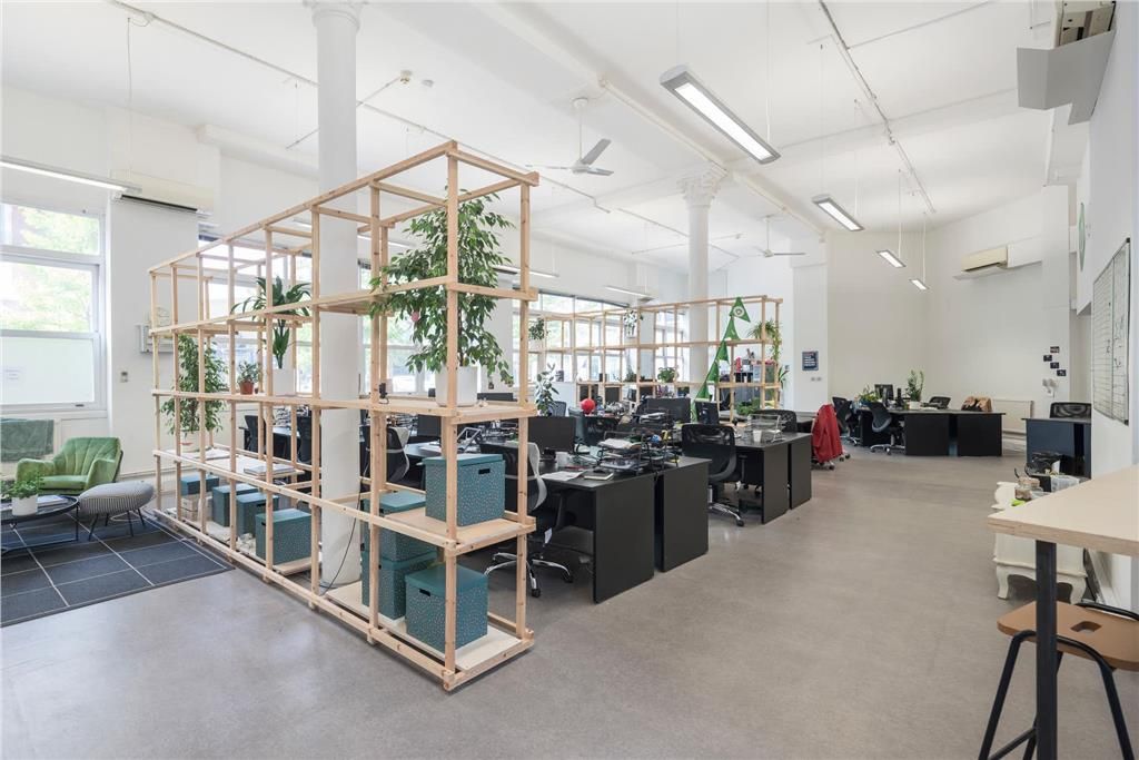 Property photo 1 of 7 Serviced Office, Borough High St, London - Se1|