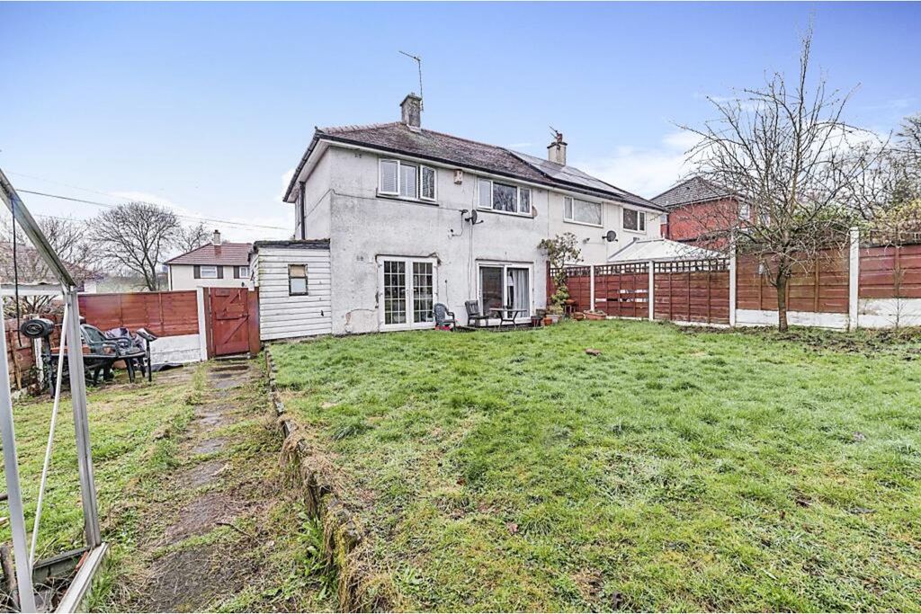 Property photo 2 of 15