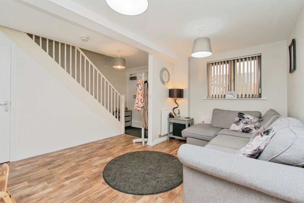 Property photo 2 of 18